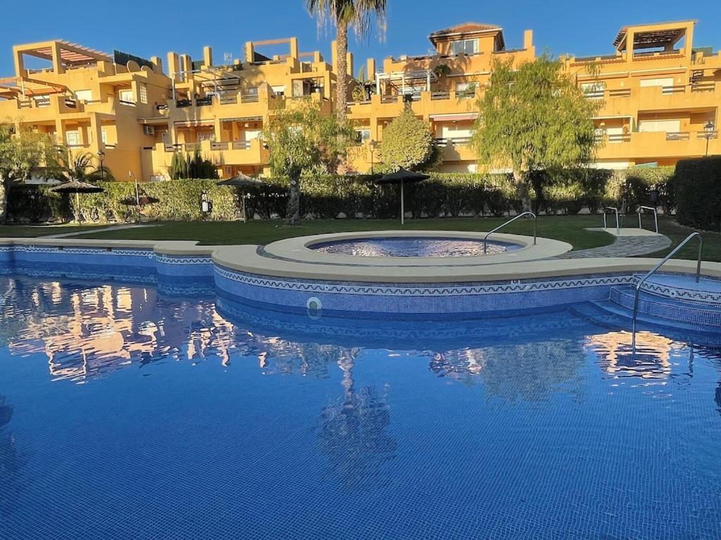 A Stunning 2 Bedroom Apartment 5 Min Walk To The Beautiful Beaches Of Vera Playa Playas de Vera Buitenkant foto