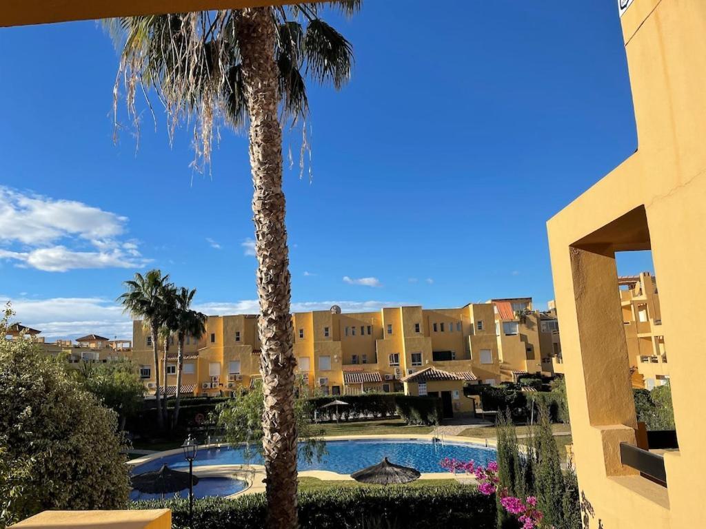 A Stunning 2 Bedroom Apartment 5 Min Walk To The Beautiful Beaches Of Vera Playa Playas de Vera Buitenkant foto