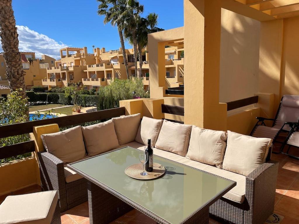 A Stunning 2 Bedroom Apartment 5 Min Walk To The Beautiful Beaches Of Vera Playa Playas de Vera Buitenkant foto