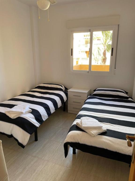 A Stunning 2 Bedroom Apartment 5 Min Walk To The Beautiful Beaches Of Vera Playa Playas de Vera Buitenkant foto